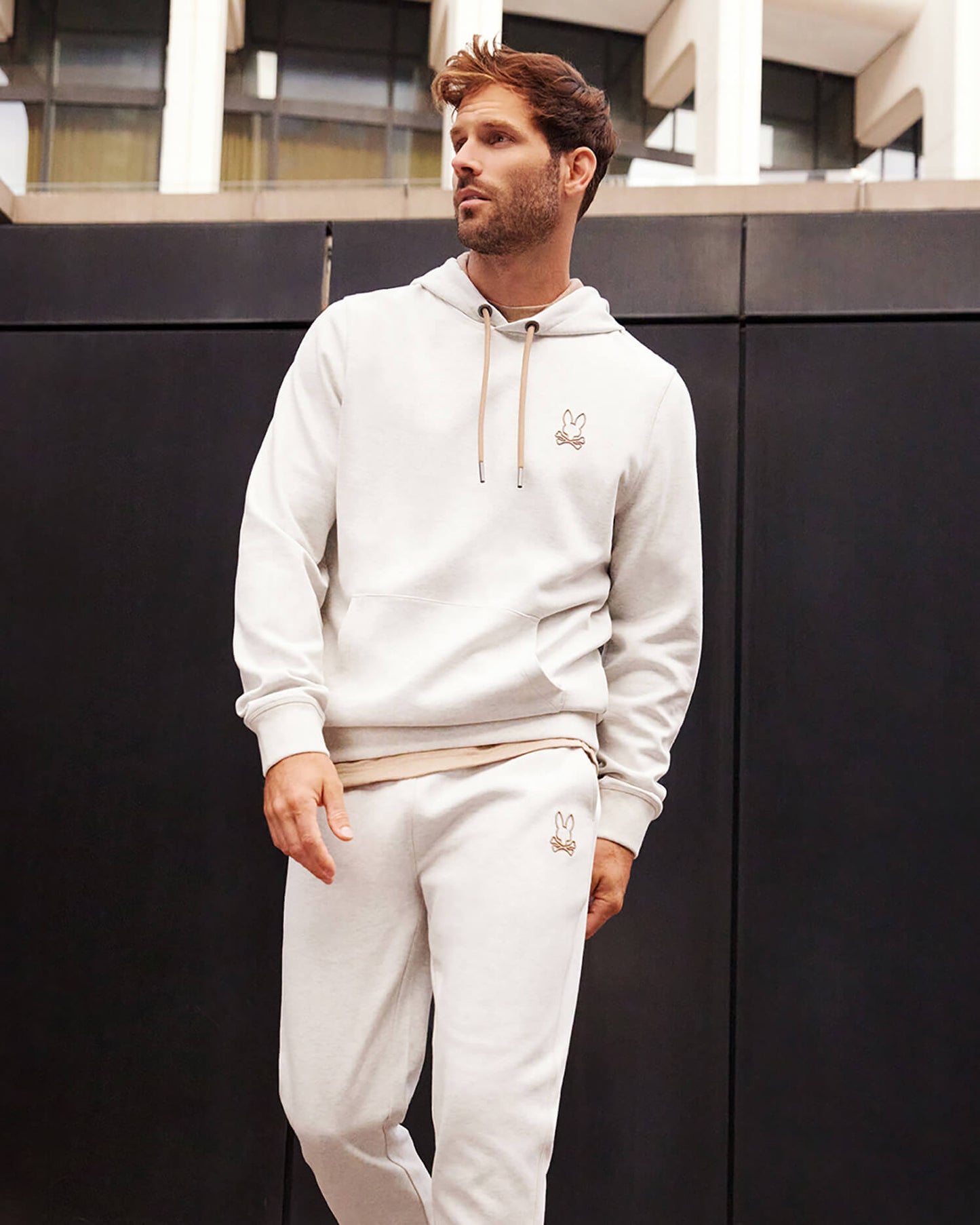 MENS OUTLINE PULLOVER HOODIE - B6H505Z1CN