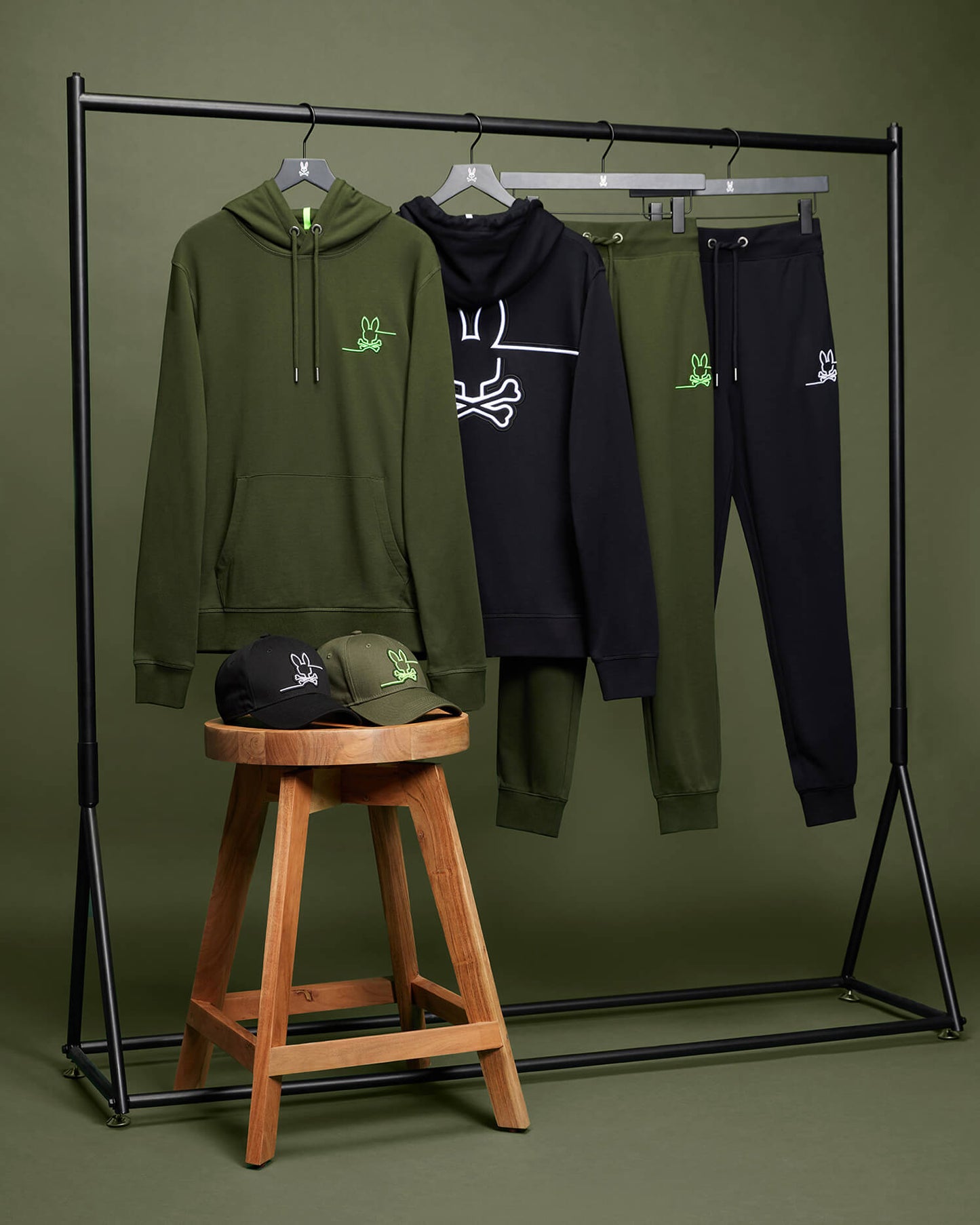 MENS CHESTER EMBROIDERED HOODIE - B6H358Z1FT