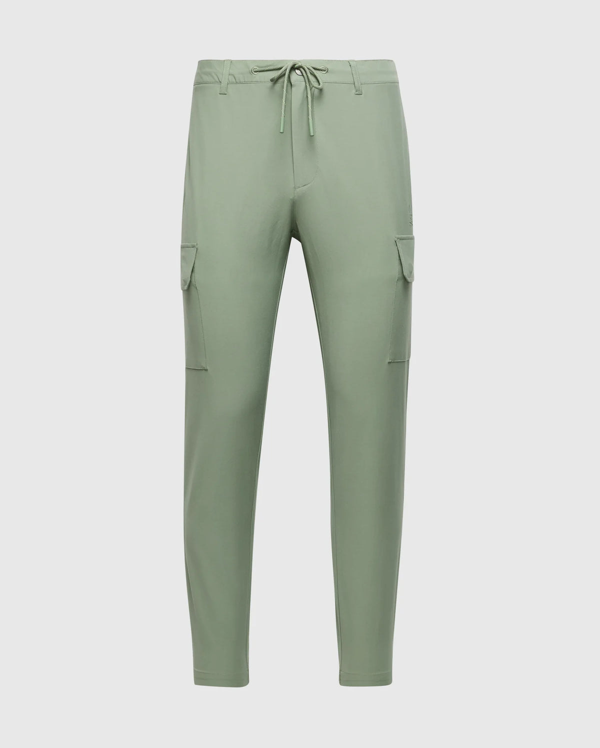 The MENS LLOYD CARGO JOGGER - B6P159B200 by Psycho Bunny features green stretch twill with a drawstring waistband, two side pockets, and tapered fit. With cargo pockets on each side, the lightweight pants offer casual comfort and embroidered refinement.