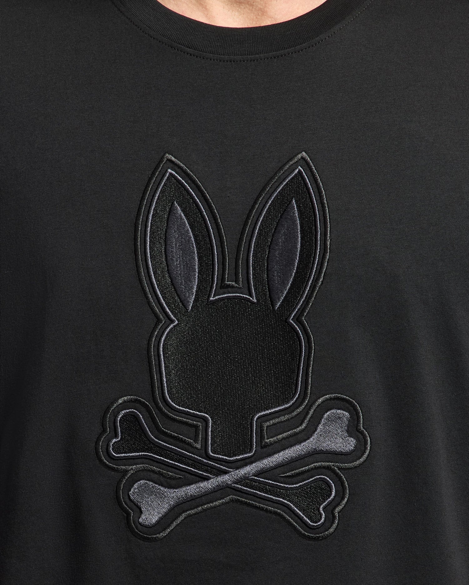 【CPGN STUDIO】So What bunny Embroidery Short Sleeve T-shirt Mens Blue New Castle Embroidered Graphic Tee | Psycho Bunny