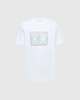 The Psycho Bunny MENS GOLD COAST GRAPHIC TEE - B6U631F200 is a white premium Pima cotton T-shirt with a front square design, outlining rabbits and geometric patterns. Its classic fit and minimalist style make it an elegant wardrobe staple.