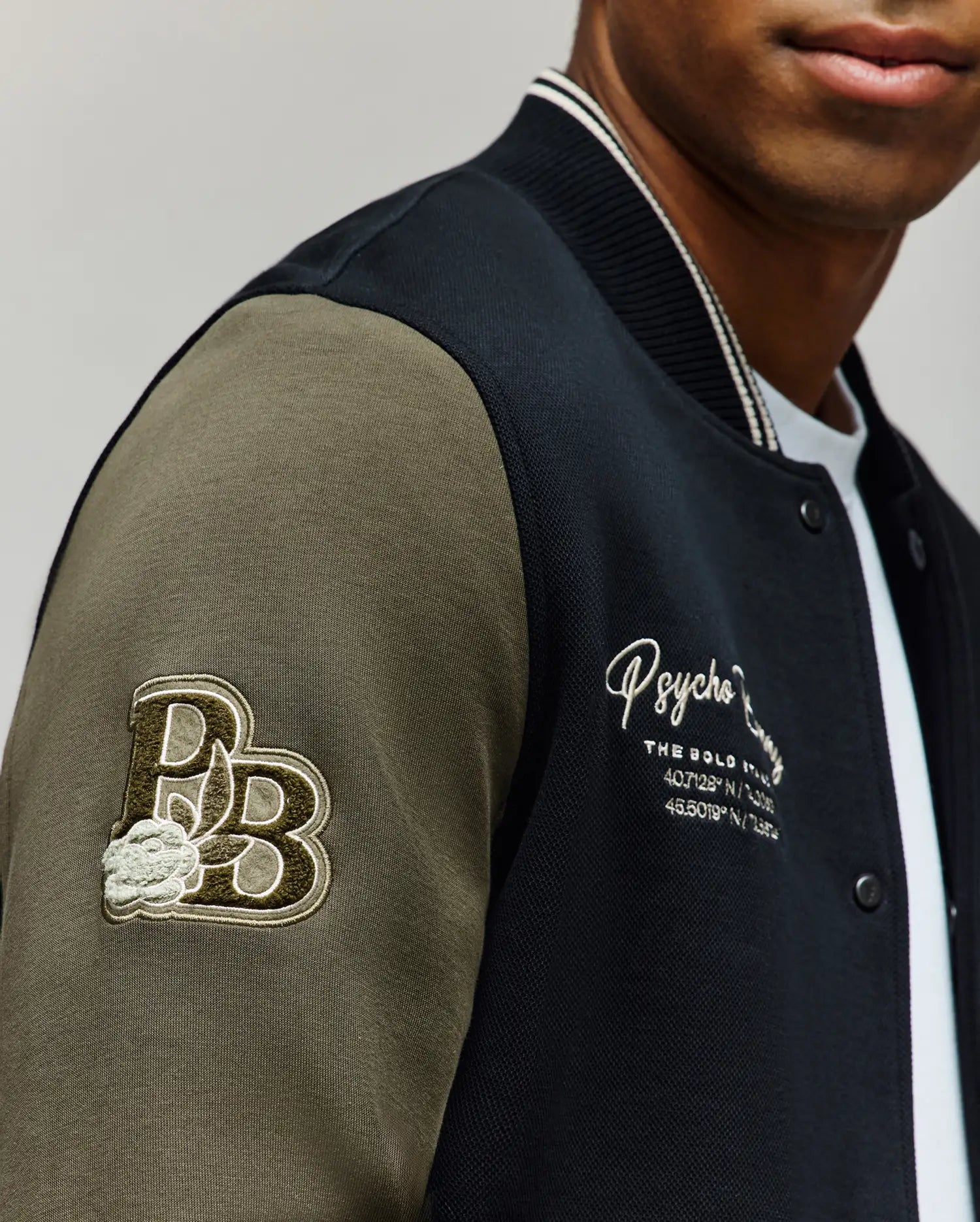 MENS AUG﻿USTE KNIT BOMBER - MO1100050
