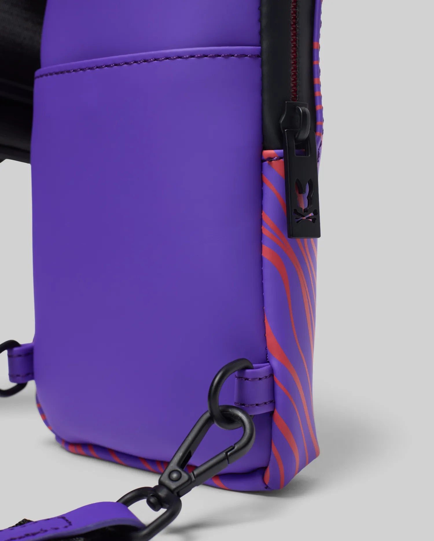 MENS RUBBERIZED CROSSBODY - MO2400060