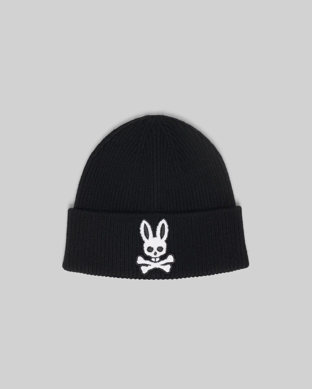 TUQUE AVEC ÉCUSSON EN CHENILLE